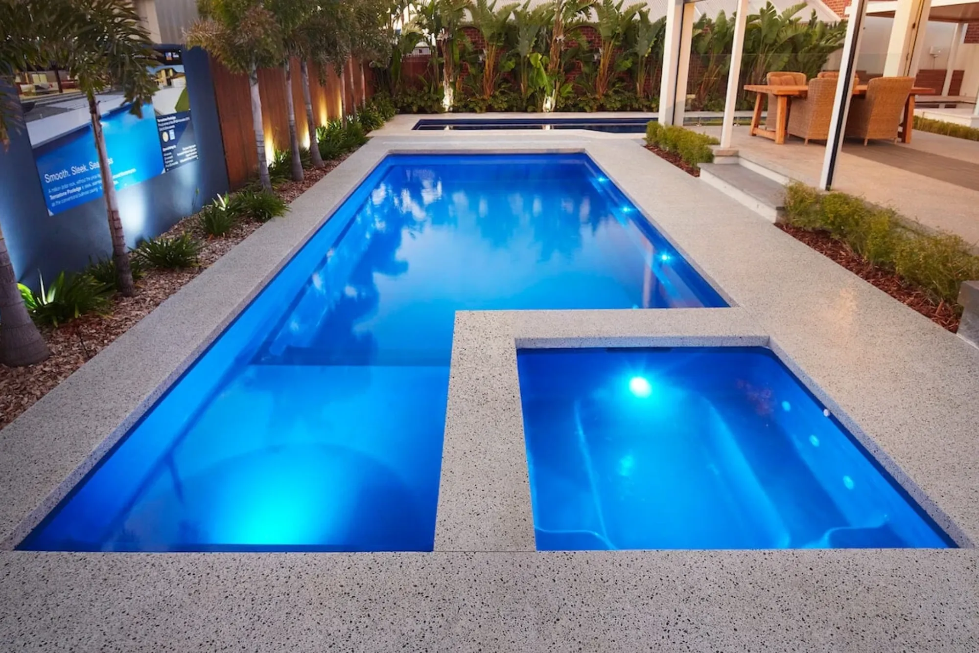 Swimming Pool In Dubai Climate