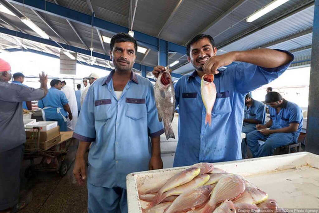 How to Clean and Prepare Fresh Fish from Dubai’s Markets