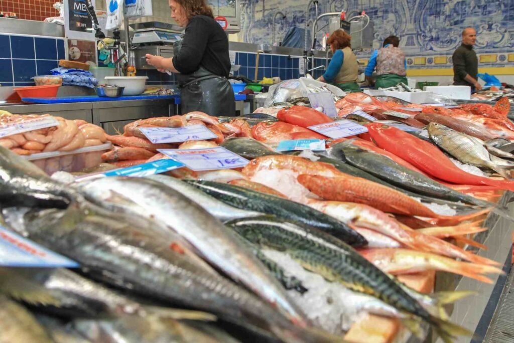 The Role of Dubai’s Fish Markets in the UAE’s Seafood Industry
