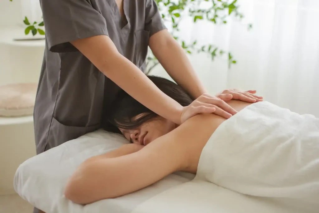 What Should I Expect During My First Home Massage