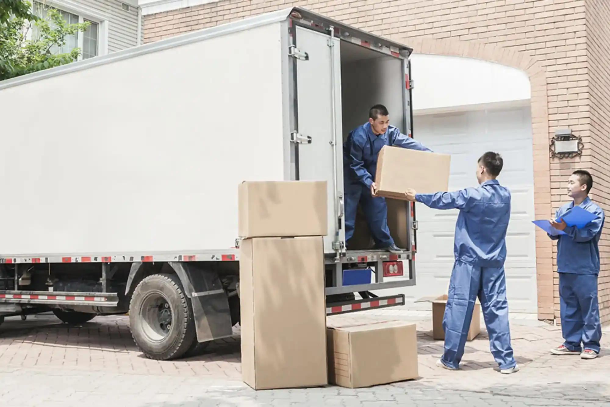 What Movers Are Not Allowed To Transport in the UAE